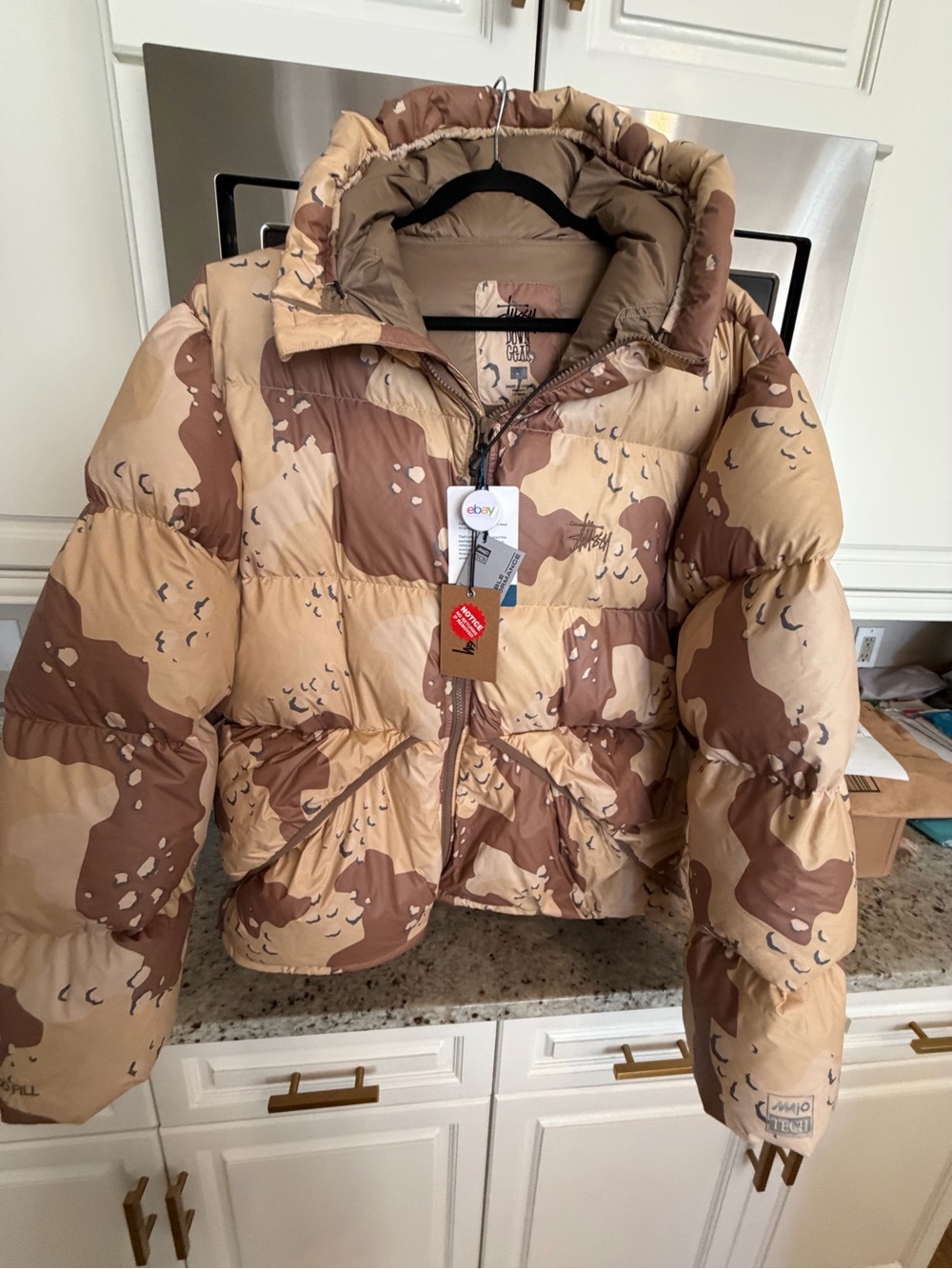 STUSSY 800 PRO DOWN PARKA MENS XL MINT CONDITION NWOT CAMO RET $899